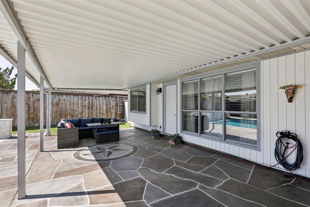 Glenbrook Mdws 7 - Residential