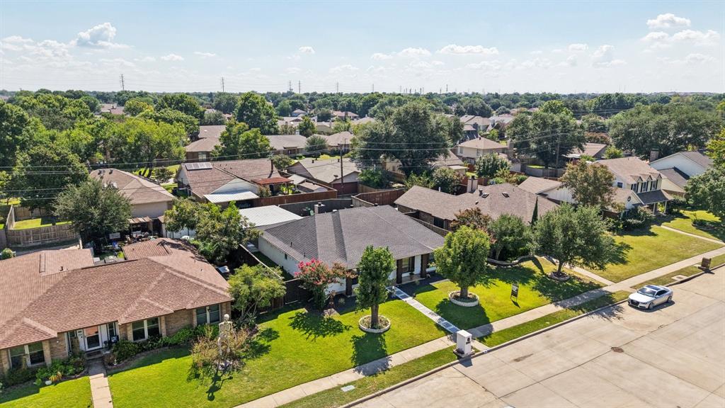 Glenbrook Mdws 7 - Residential