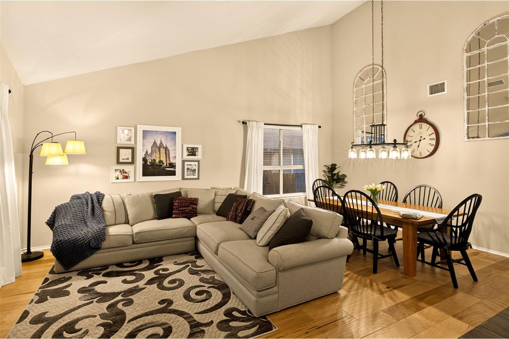 2518 Hourless Oaks