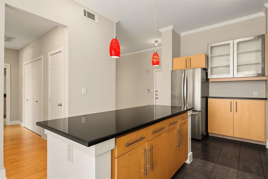 4414 Cedar Springs Road 310