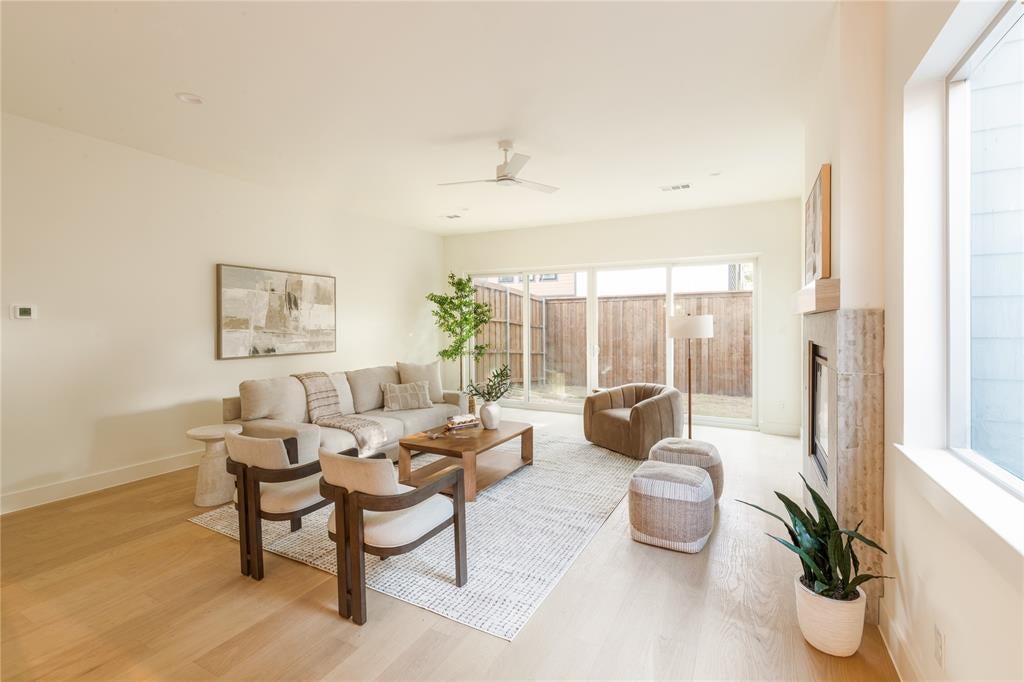 6002 La Vista Drive