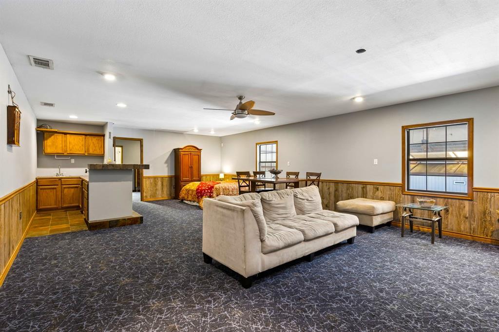 832 Aviator Drive