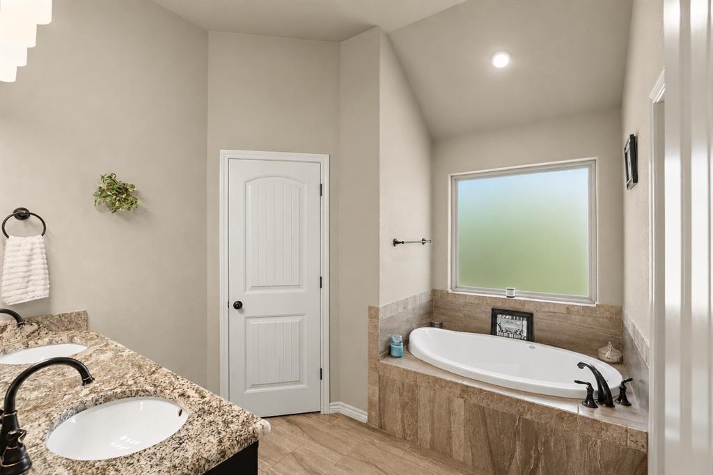 Laguna Vista Ltd - Residential