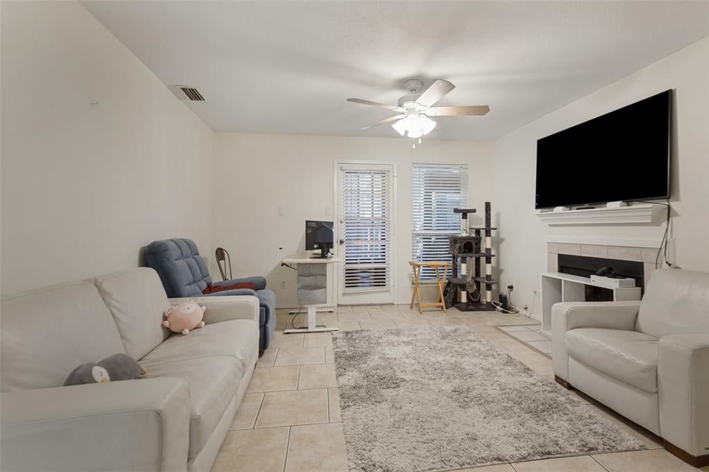 5981 Arapaho Road 103