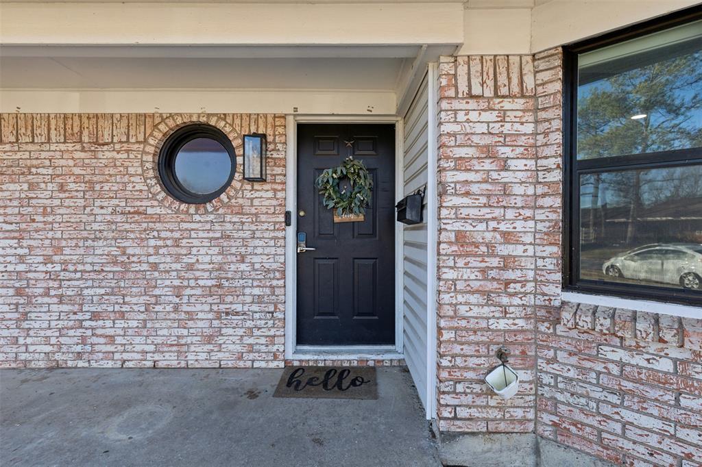 Fort Worth, Texas 76133, United States, 3 Bedrooms Bedrooms, ,2 BathroomsBathrooms,Residential,Pending,8544