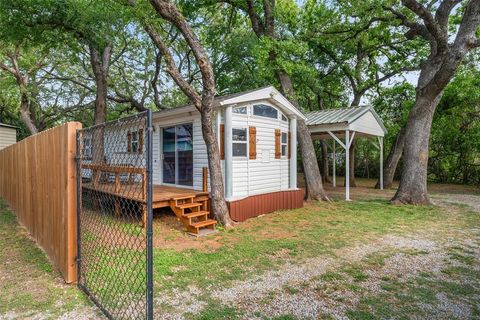 3841 Boquillas Circle Granbury TX 76048