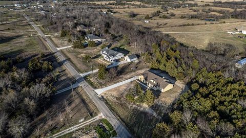 A home in Quinlan