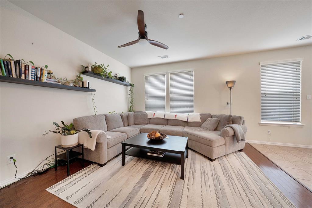 Suncreek Twnhms - Residential