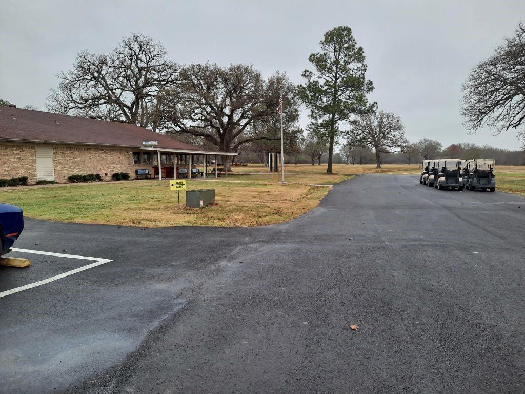 2100 E State Highway 276