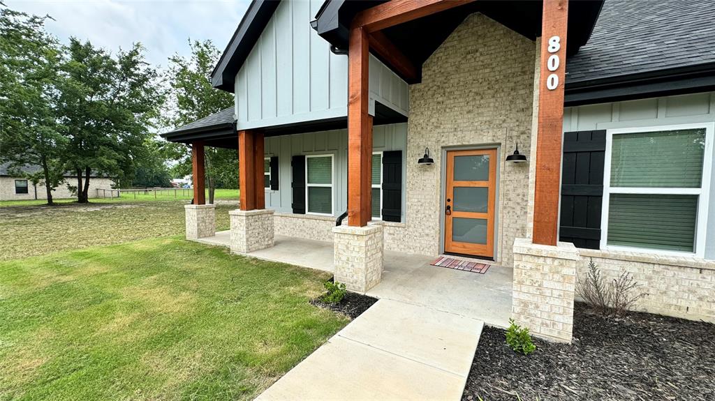 800 County Rd 4108