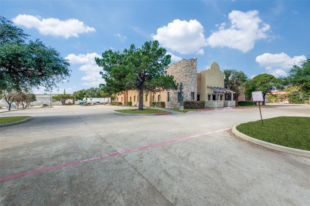 Glen Eagles Village - Commercial Lease