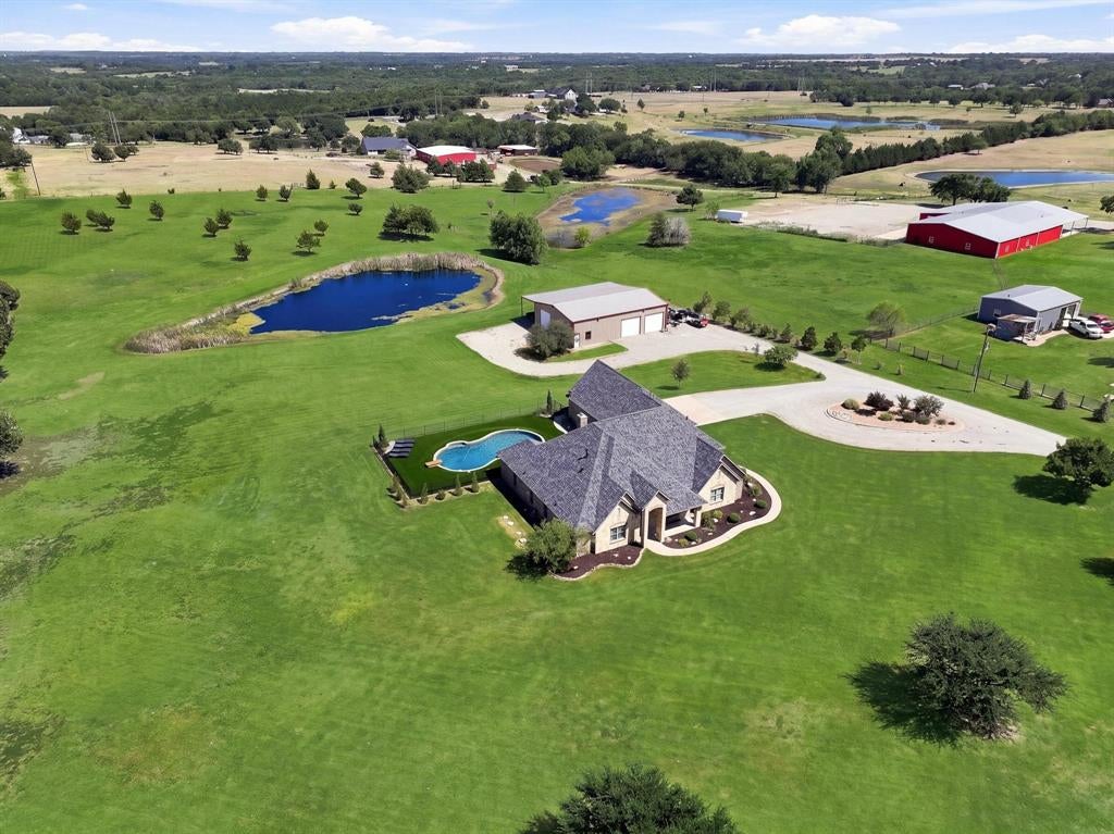 320 Tate Circle