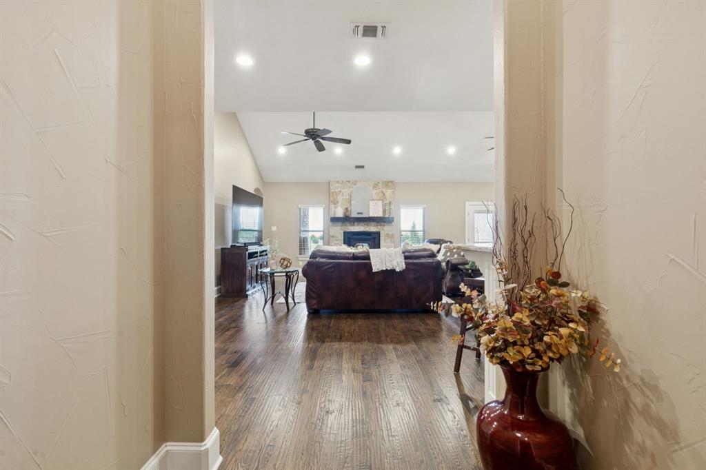 320 Tate Circle