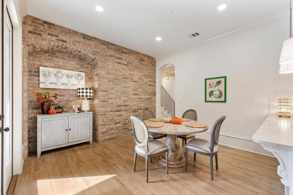 Frenchtown Manor - Residential