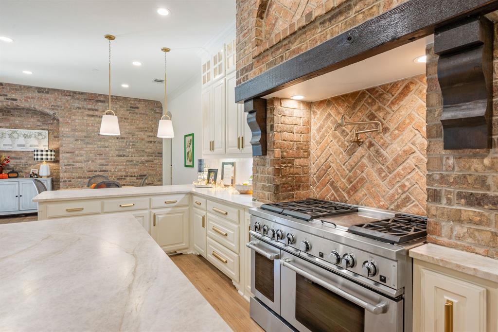 Frenchtown Manor - Residential