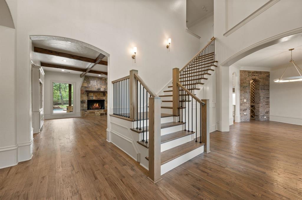 737 Manor Drive