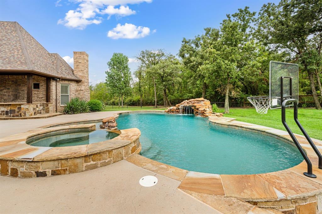 Frenchtown Manor - Residential
