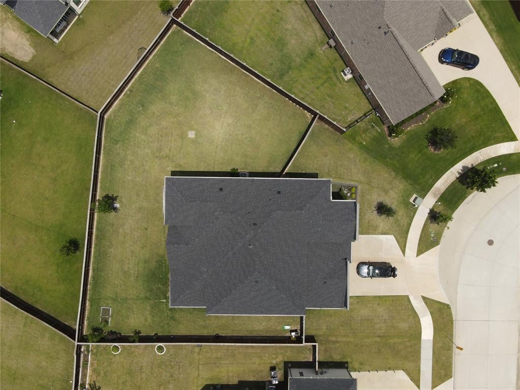 9562 Hickory Hill Road