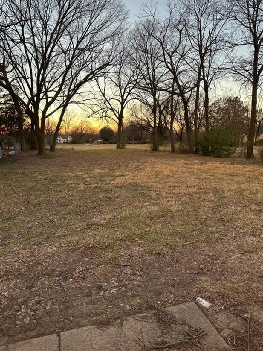 RARE OPPORTUNITY TO OWN A VACANT RESIDENTIAL LOT DIRECTLY ACROSS THE STREET FROM AUSTIN COLLEGE. THIS 50 X 124 FT LOT OFFERS AN IDEAL LOCATION FOR BUILDERS OR INVESTORS LOOKING TO DEVELOP A RENTAL PROPERTY PERFECTLY SUITED FOR COLLEGE STUDENTS. SITUATED JUST STEPS FROM THE COLLEGE TENNIS COURTS AND FOOTBALL STADIUM, THE PROPERTY PROVIDES UNMATCHED PROXIMITY TO CAMPUS AMENITIES. ZONED FOR RESDENTIAL USE, THIS LOT PRESENTS EXCELLENT POTENTIAL FOR NEW CONSTRUCTION IN A HIGH DEMAND RENTAL AREA.