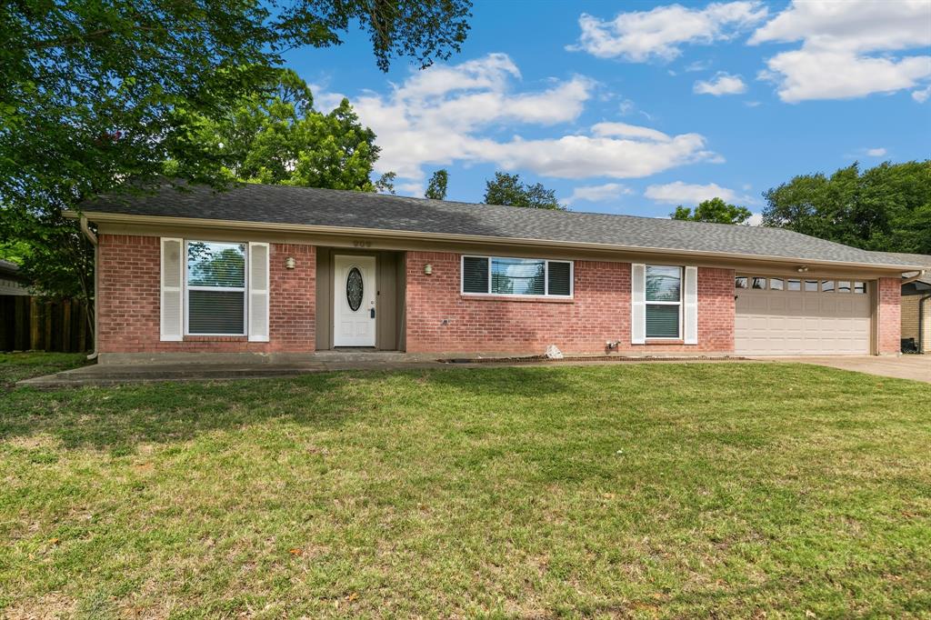 909 N Dove Road