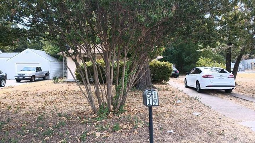 ATTN INVESTORS and Handy Contractors! Great fix-and-flip opportunity with this single-family, ranch-style home in River Oaks. This home has 3 Bedrooms and 1 Bathroom, and offers 1,080 sq ft of interior living space, and established landscape on the property. Call for more information!