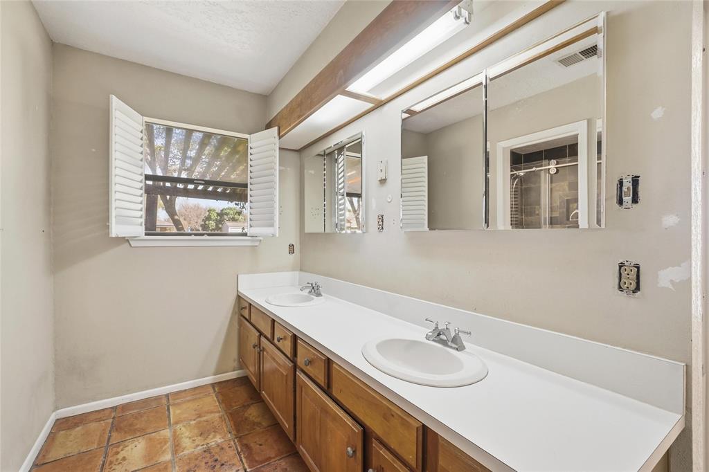 Woodlake - Residential