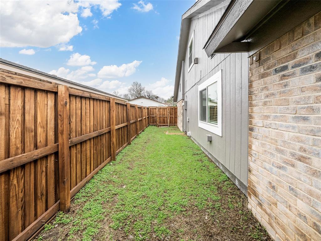 Royal Oaks - Residential