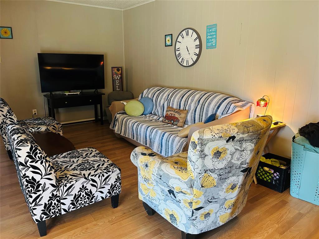 4425 Wedgmont Circle S