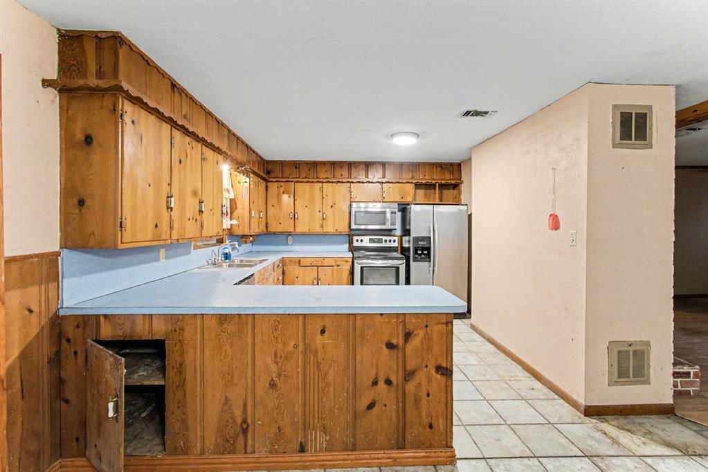 Lakeway Estate - Residential