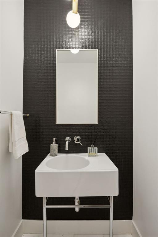 Highland Park West 4th Inst - Residential