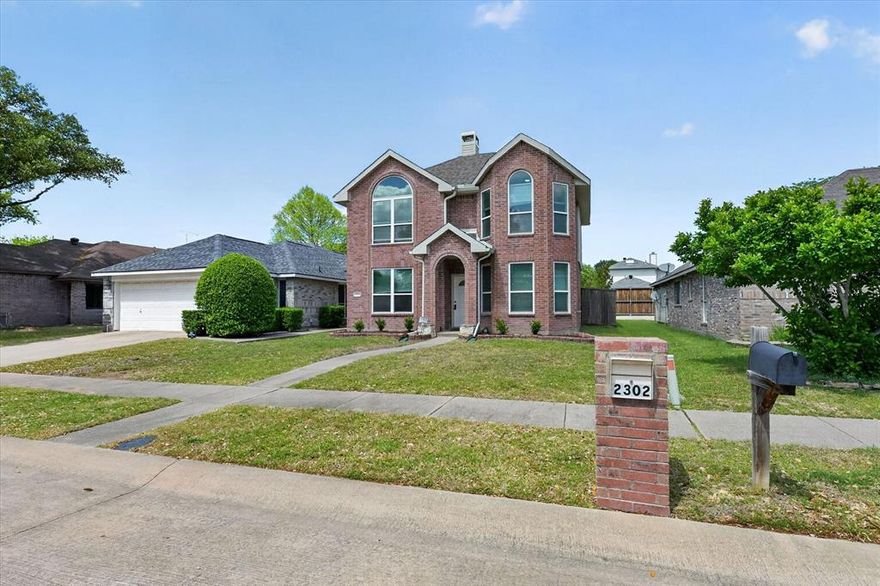 Welcome to your dream home! This stunning 3 bed 2.5 bath residence offers an abundance of natural light, upgrades, and a host of other custom designed features. This beautiful home boasts low maintenance LVP flooring throughout living and bedroom areas, new quartz countertops, fresh paint, and a backyard with plenty of space to relax. The spacious kitchen features stainless steel appliances & sleek white cabinets. Schedule a showing today!