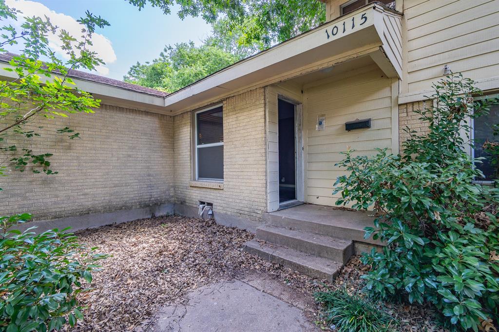 10115 Northlake Drive