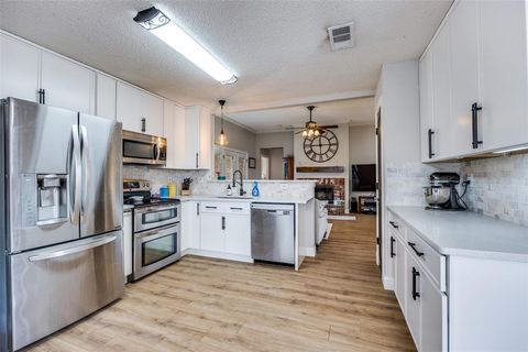 Tiny photo for 2709 Crystal Falls Drive, Mesquite, TX 75181 (MLS # 21197515)