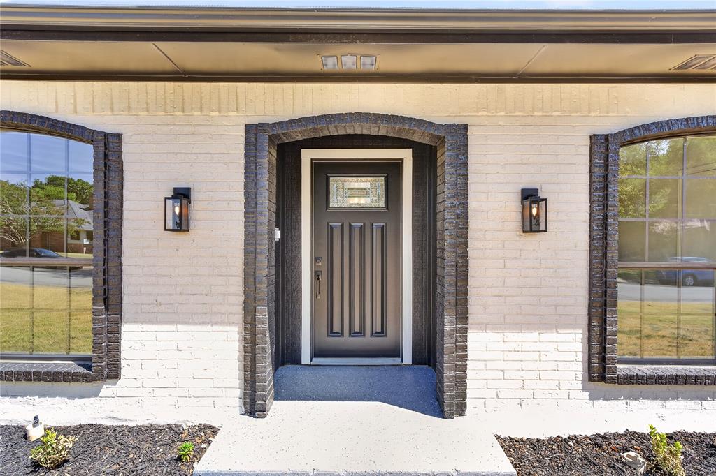 319 Hummingbird Lane