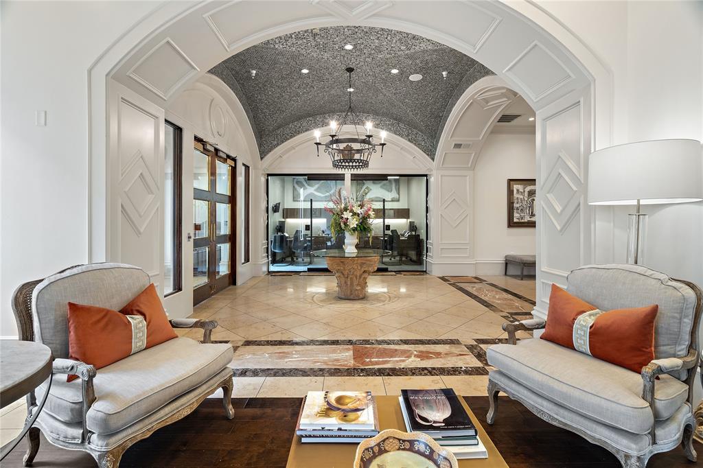 Rienzi at Turtle Creek - Residential Lease