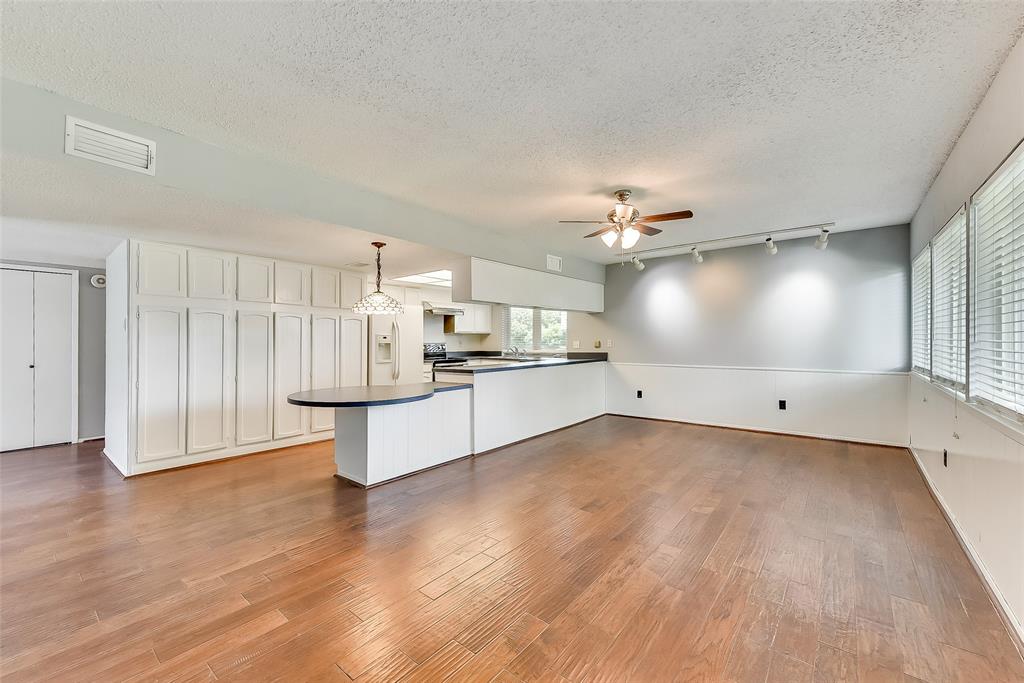 Royal Oaks - Residential Lease