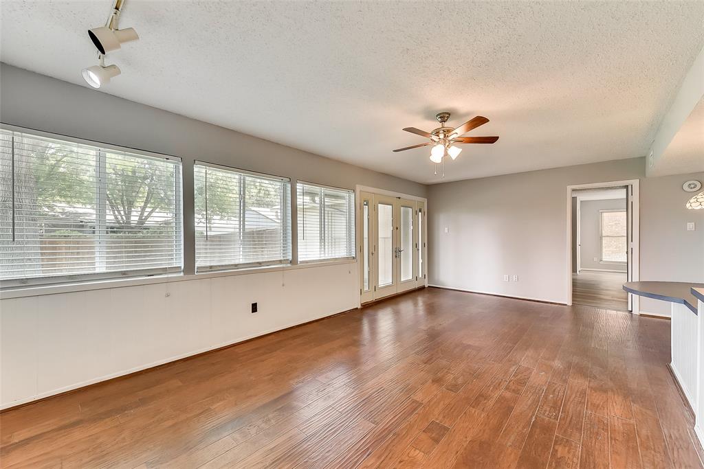 Royal Oaks - Residential Lease