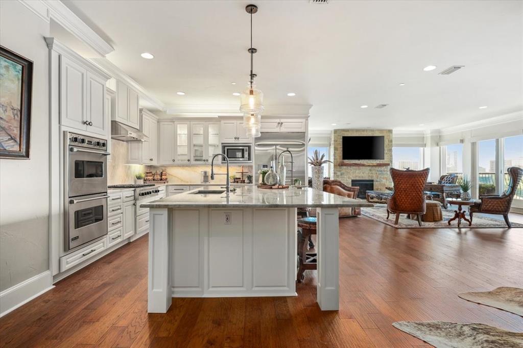 501 Samuels Avenue 510