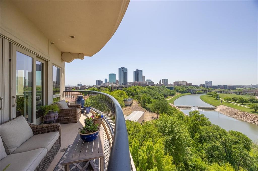 501 Samuels Avenue 510