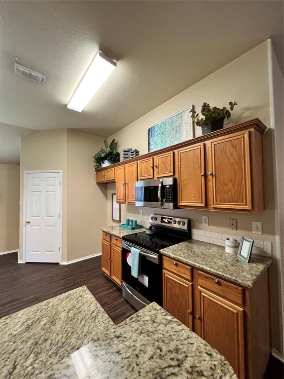 Highland Stationsaginaw - Residential Lease