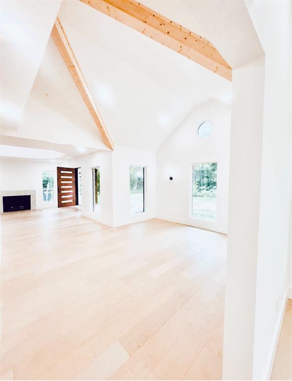 1521 El Campo Drive