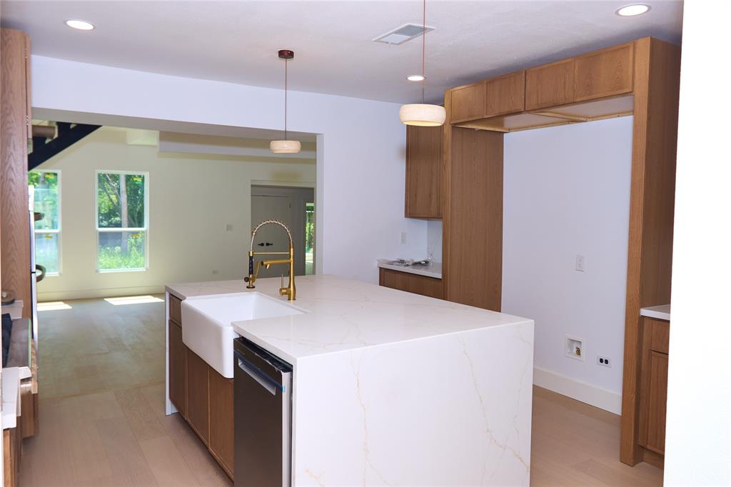 Casa Linda Estates - Residential