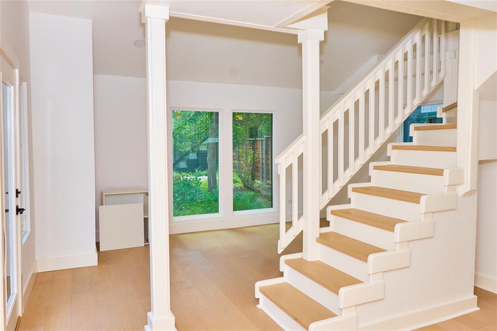 Casa Linda Estates - Residential