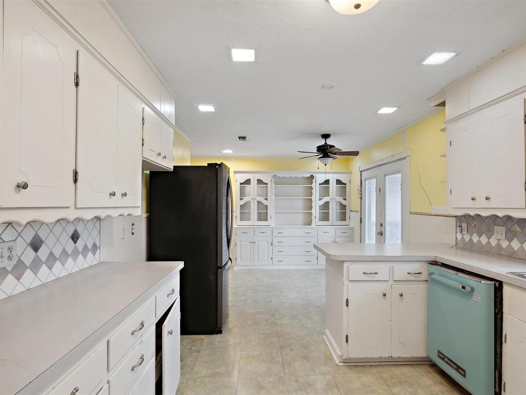 E C School Land - Residential