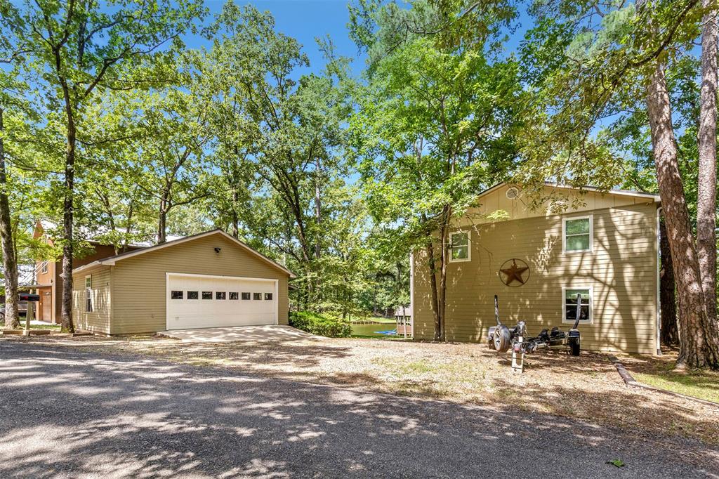 Twin Cove Estate - Residential
