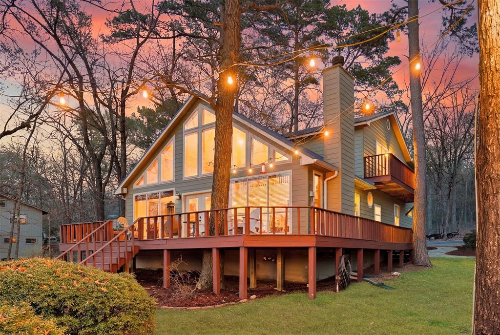 Twin Cove Estate - Residential