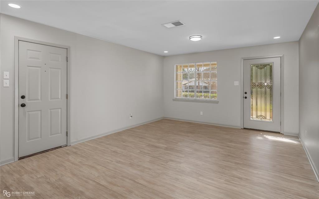 Shreveport, Louisiana 71103, United States, 3 Bedrooms Bedrooms, ,2 BathroomsBathrooms,Residential,Active,80659