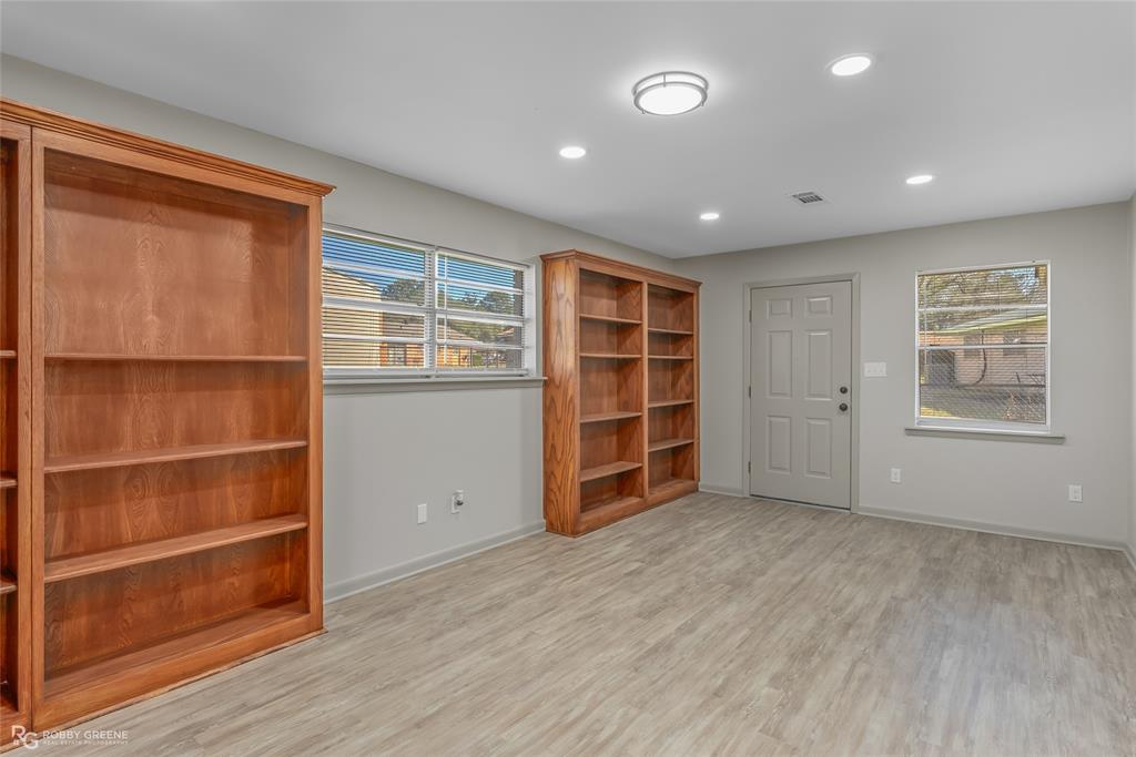 Shreveport, Louisiana 71103, United States, 3 Bedrooms Bedrooms, ,2 BathroomsBathrooms,Residential,Active,80659