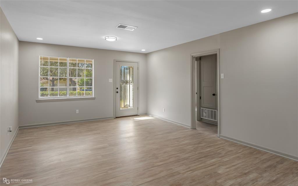 Shreveport, Louisiana 71103, United States, 3 Bedrooms Bedrooms, ,2 BathroomsBathrooms,Residential,Active,80659