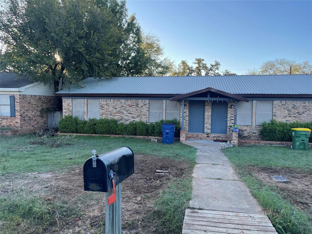 Meadowlark Add - Residential Lease